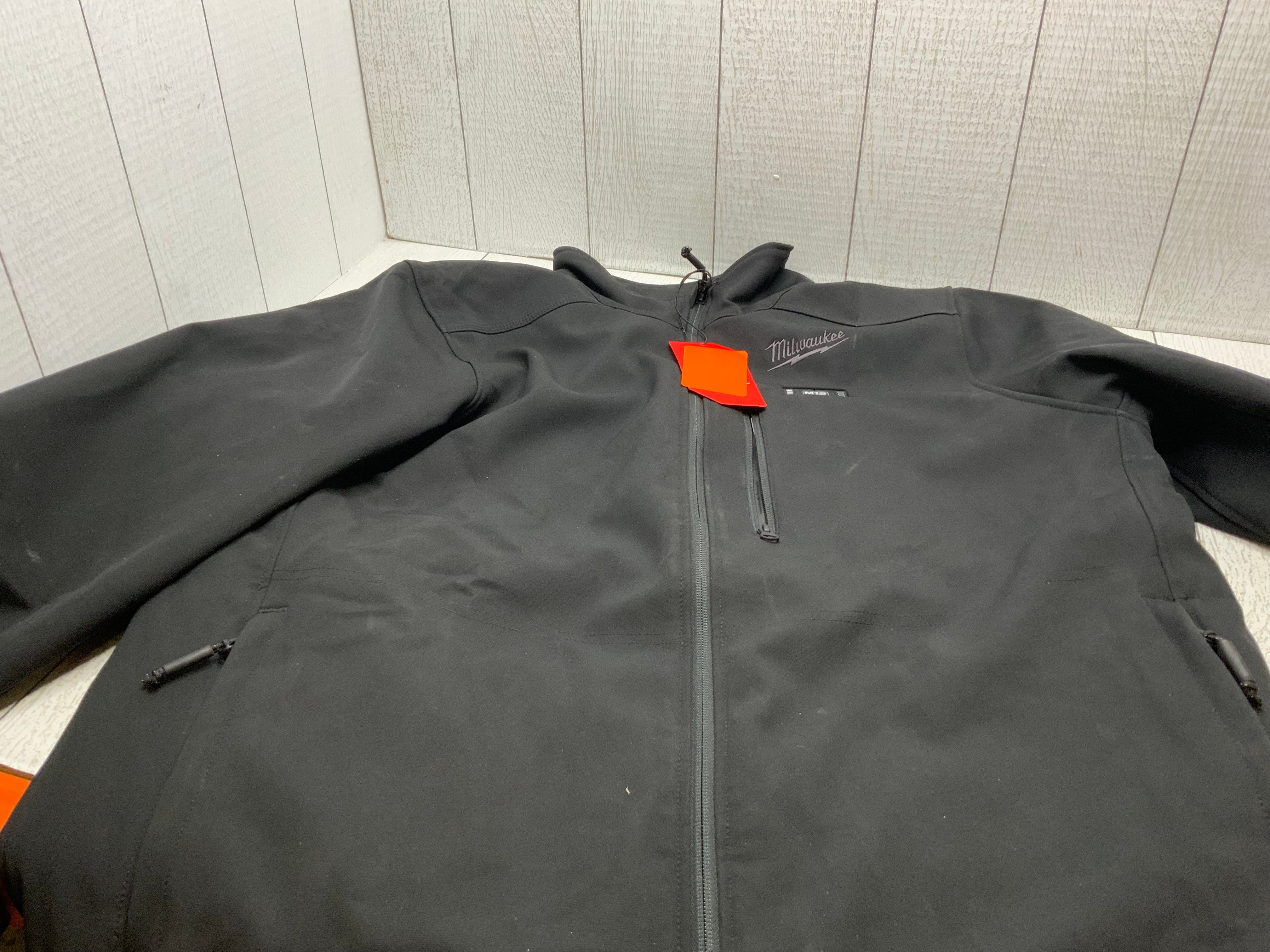 Milwaukee M12 Heated Jacket Kit - Battery and Charger Included (XL, Black) (8059221180654)